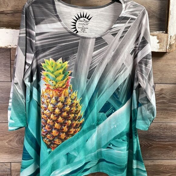 Sun Bay Womens Pineapple Tunic Asymmetrical Hemline,Size 2X,Gray and Multicolor - Picture 3 of 7